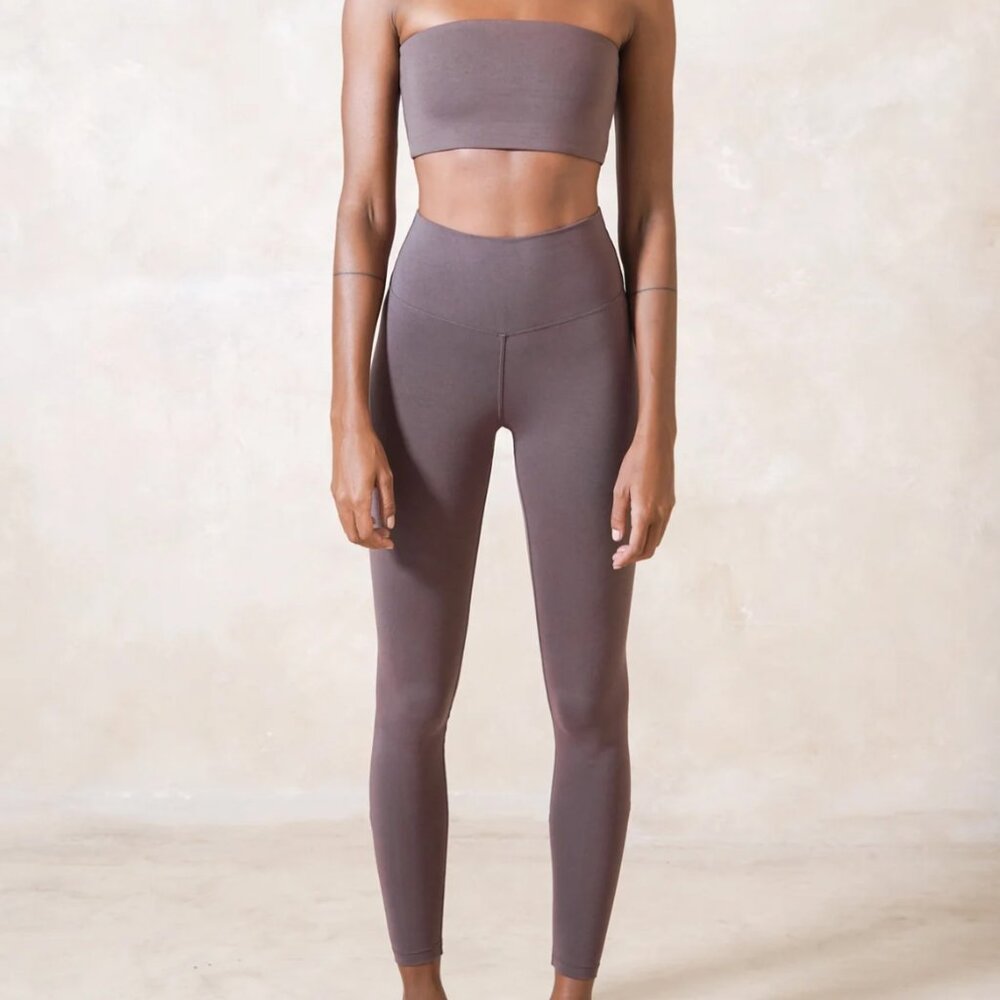 Studio K bamboo leggings in Taupe (XXS) - most comfy & eco-friendly activewear!!
